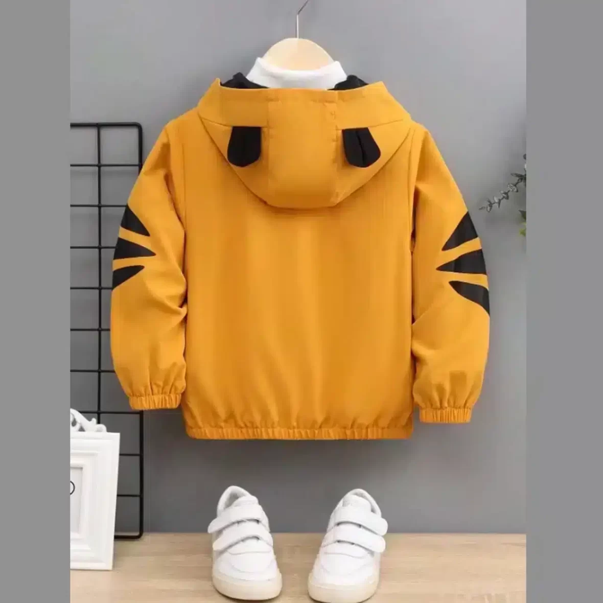 Mini-Tiger-Zipper-2